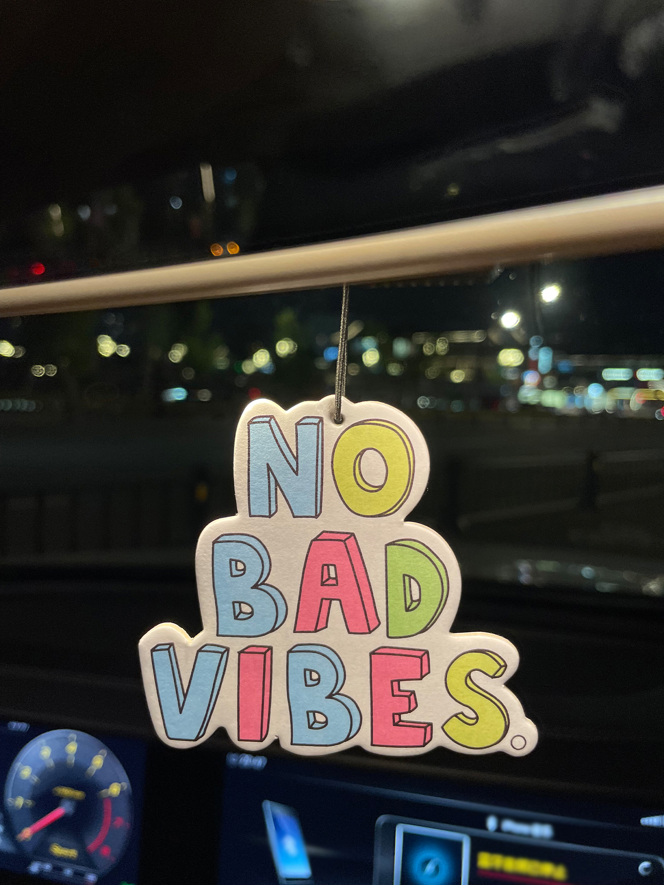 No Bad Vibes, Hilton Fresh Sce – Perfume And Fragrance Are Same Bewertung und Preis
