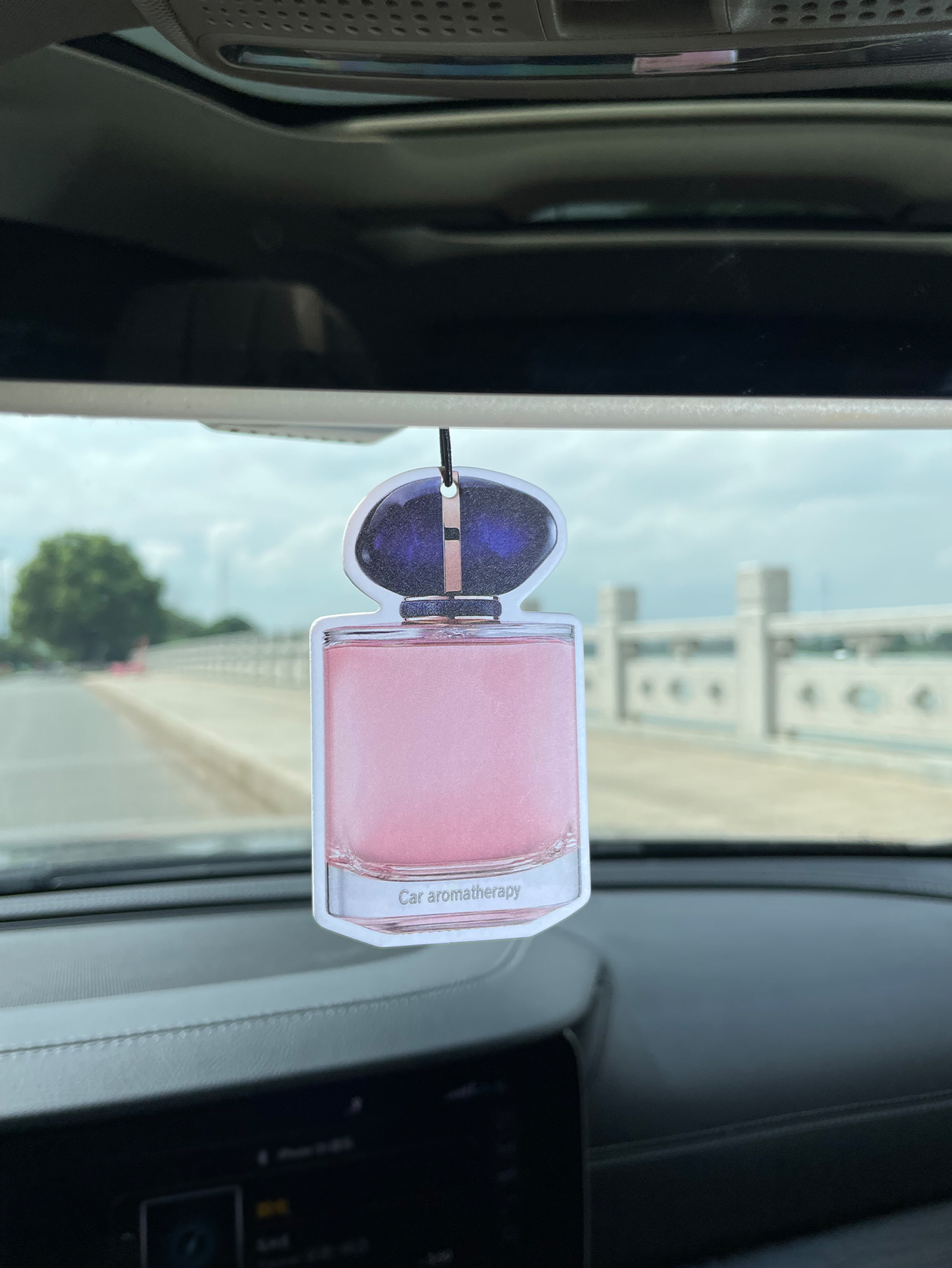 Bottle/Freesia Fresh Scent Fiv – Perfume And Fragrance Are Same Bewertung und Preis